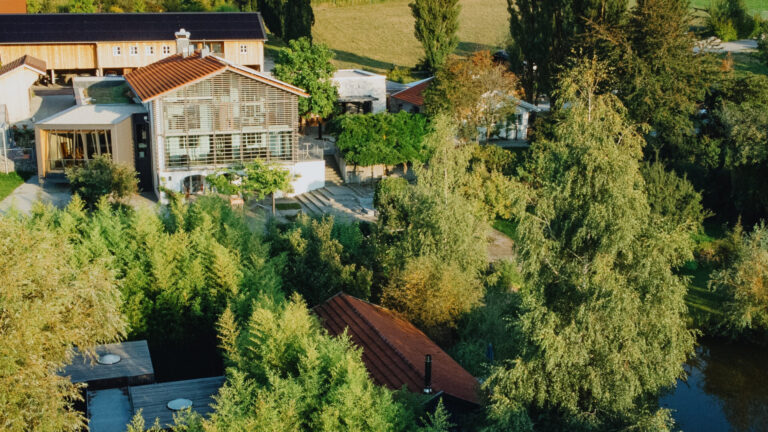 HOFGUT HAFNERLEITEN – Wohnen In Und Mit Der Natur